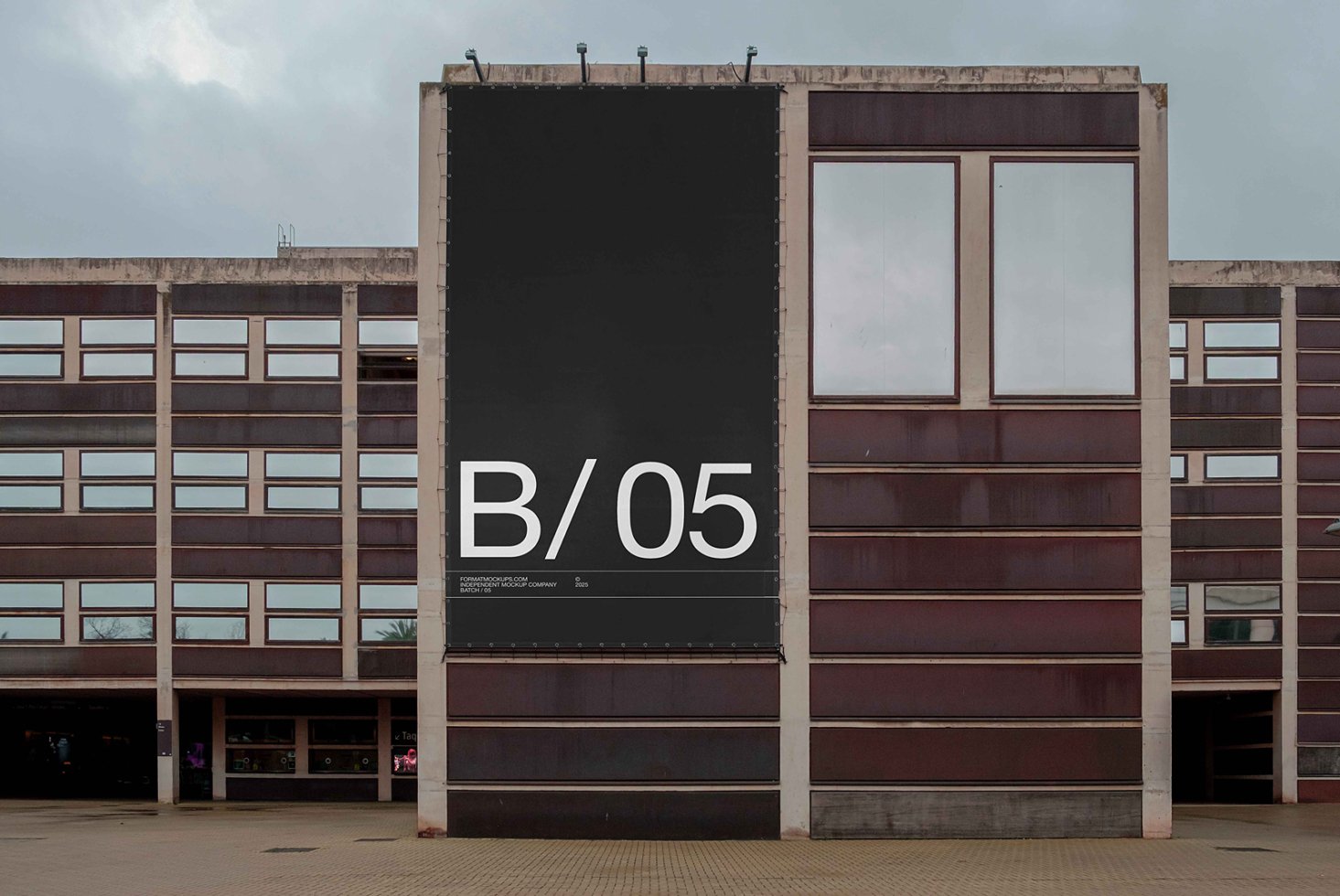 B5 SIGN MOCKUP 03