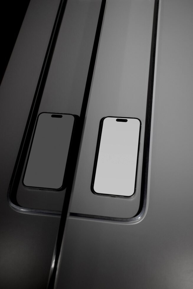 iPhone Mockup 039