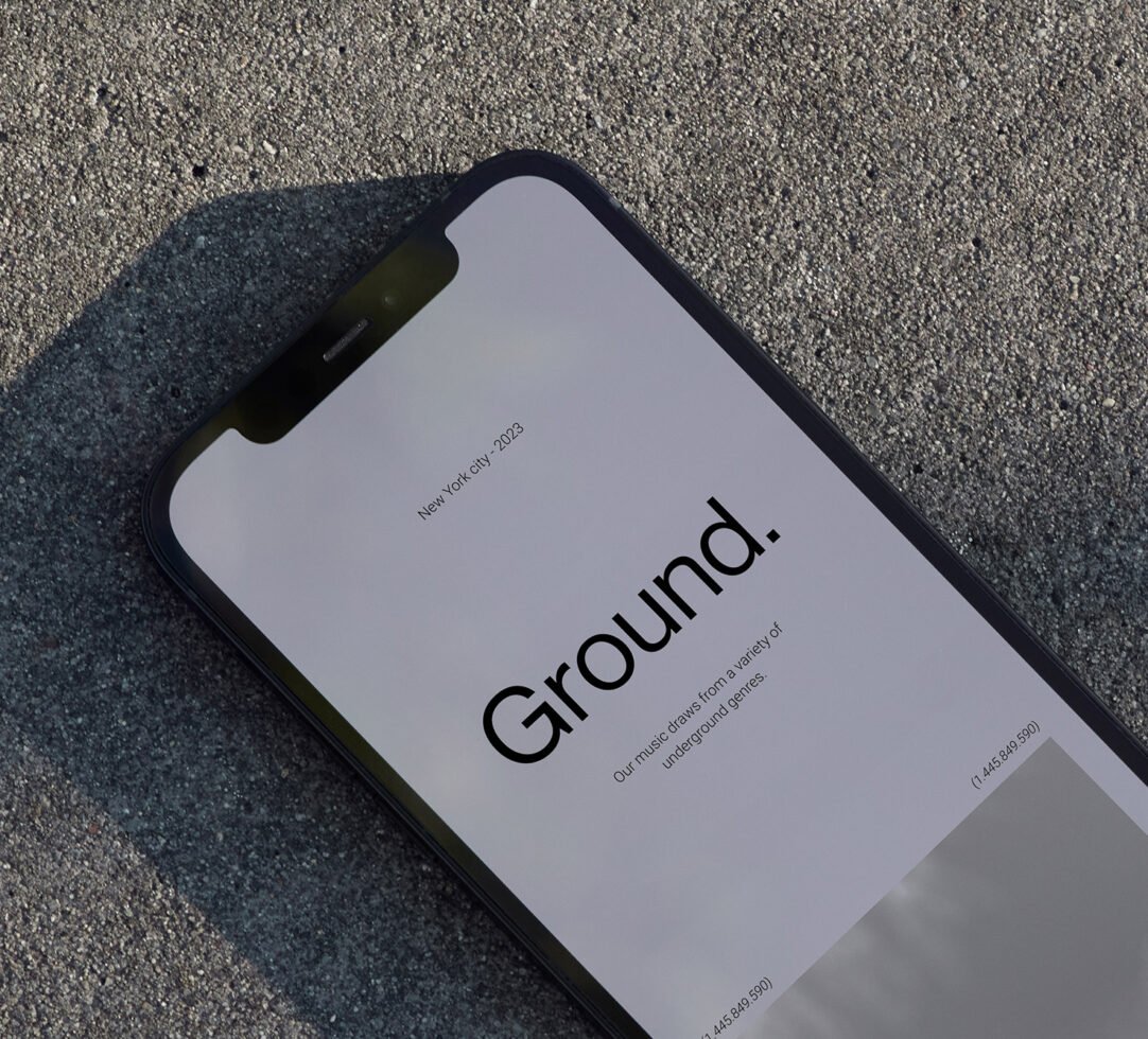 iPhone Mockup 010 preview 3