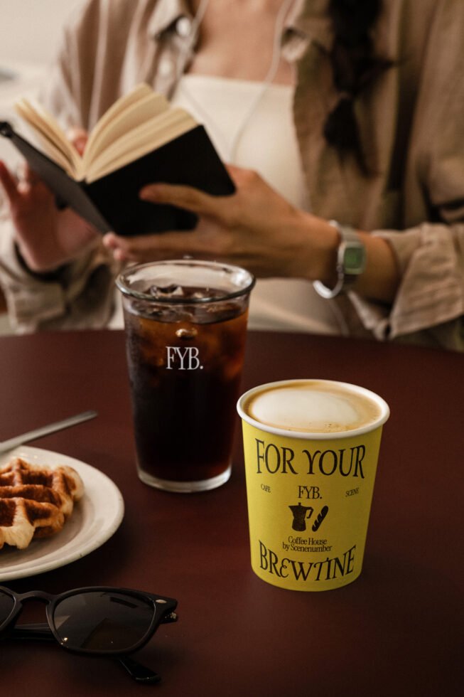 S#4 FYB Paper Cup 06 Mockup preview 5