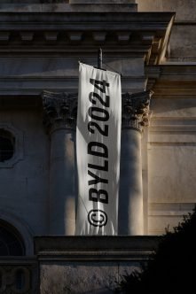Flag 05 Mockup