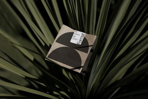 Eco Pouch Mockup Eden 02