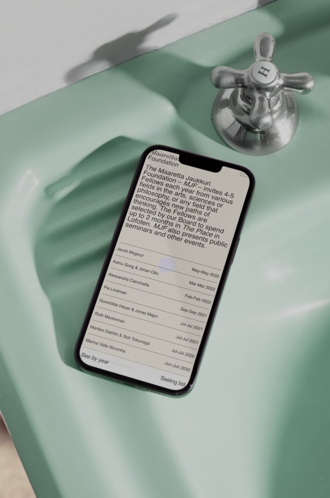 Iphone Mockup C04 003