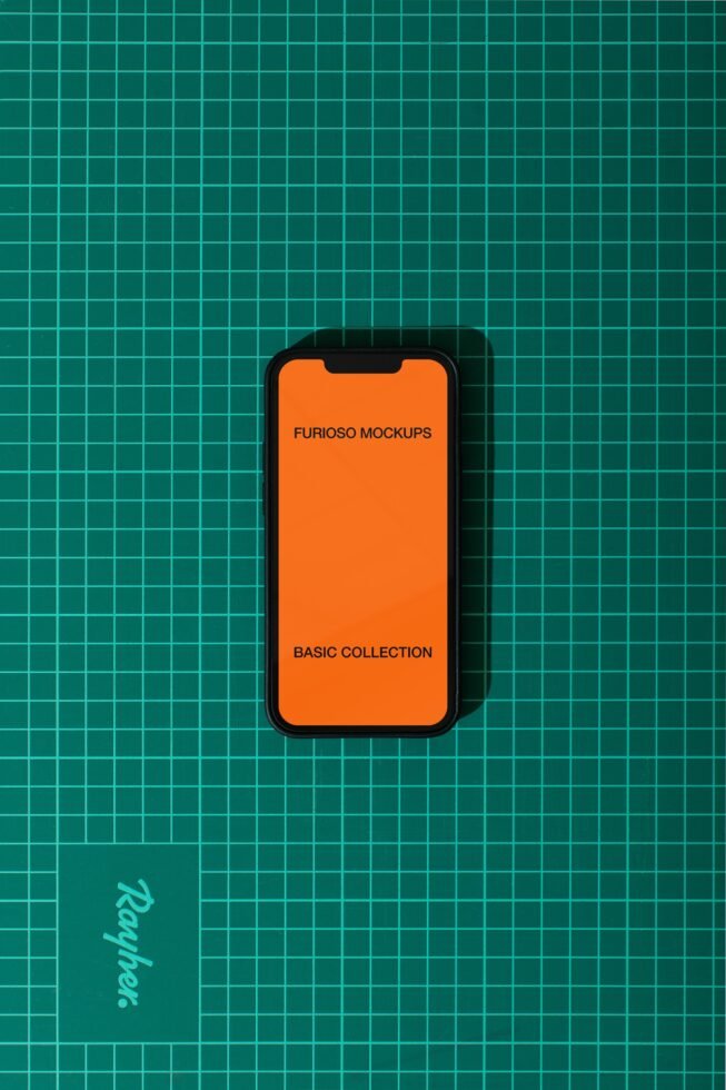 iPhone Mockup 02FM
