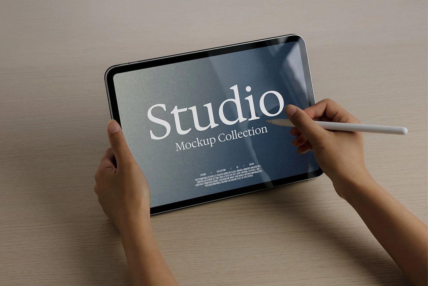 iPad Mockup 018