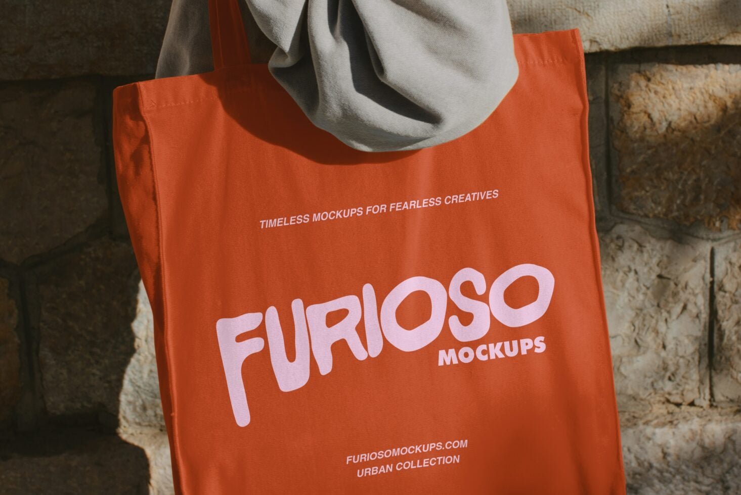 Tote Bag Mockup 01UC preview 2