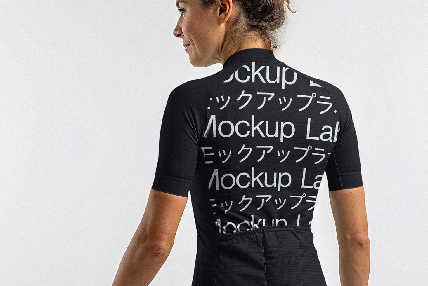 Shirt 12ML Mockup preview 3