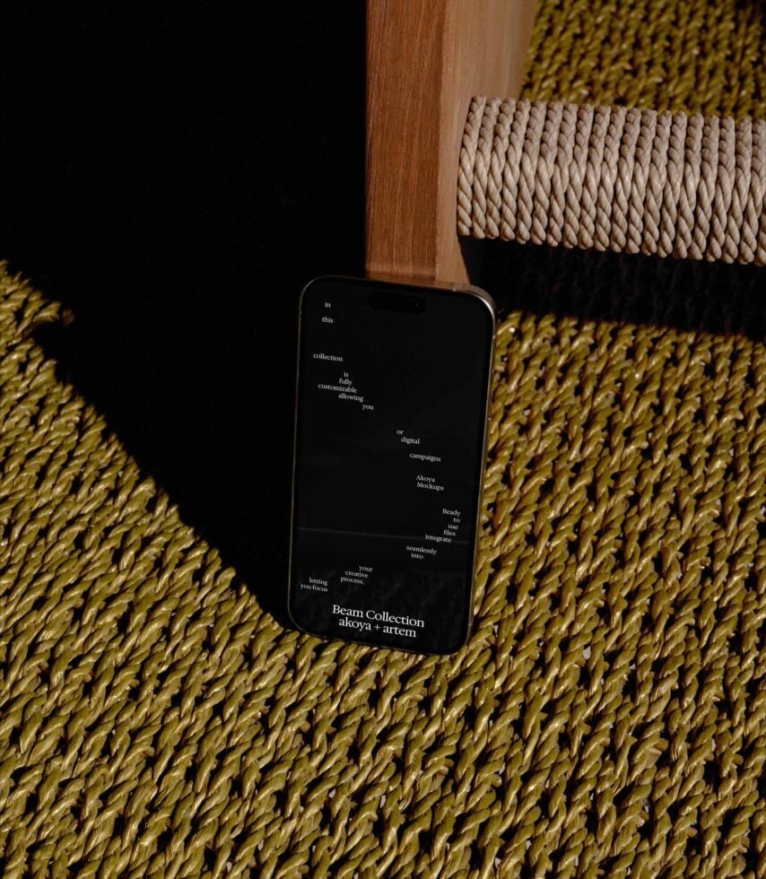 iPhone Mockup 067