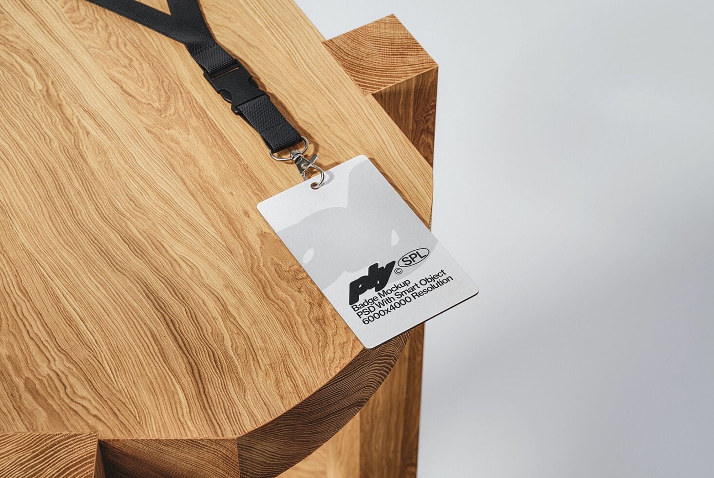 Badge Mockup 2