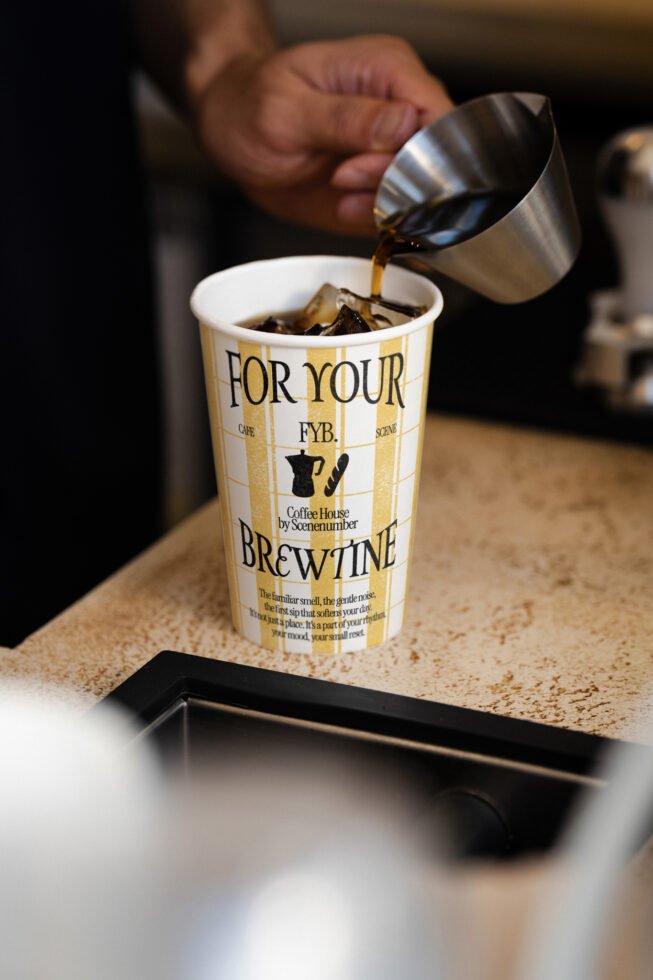 S#4 FYB Paper Cup 01 Mockup preview 5
