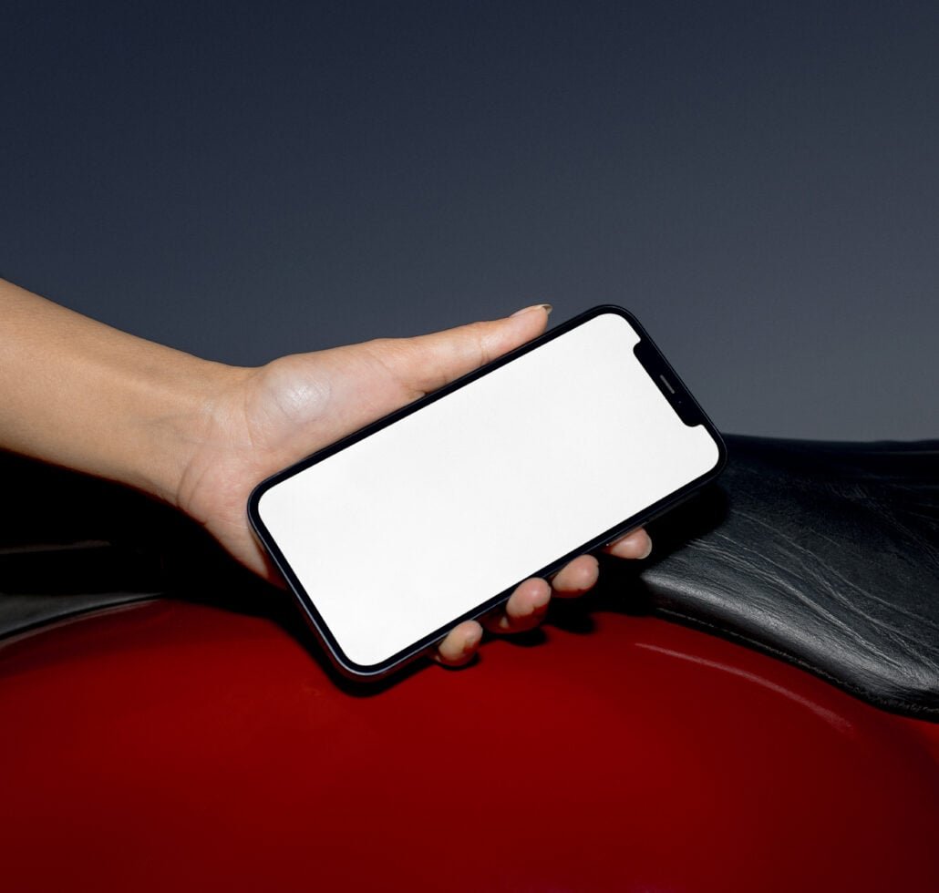 iPhone Mockup 056 preview 3