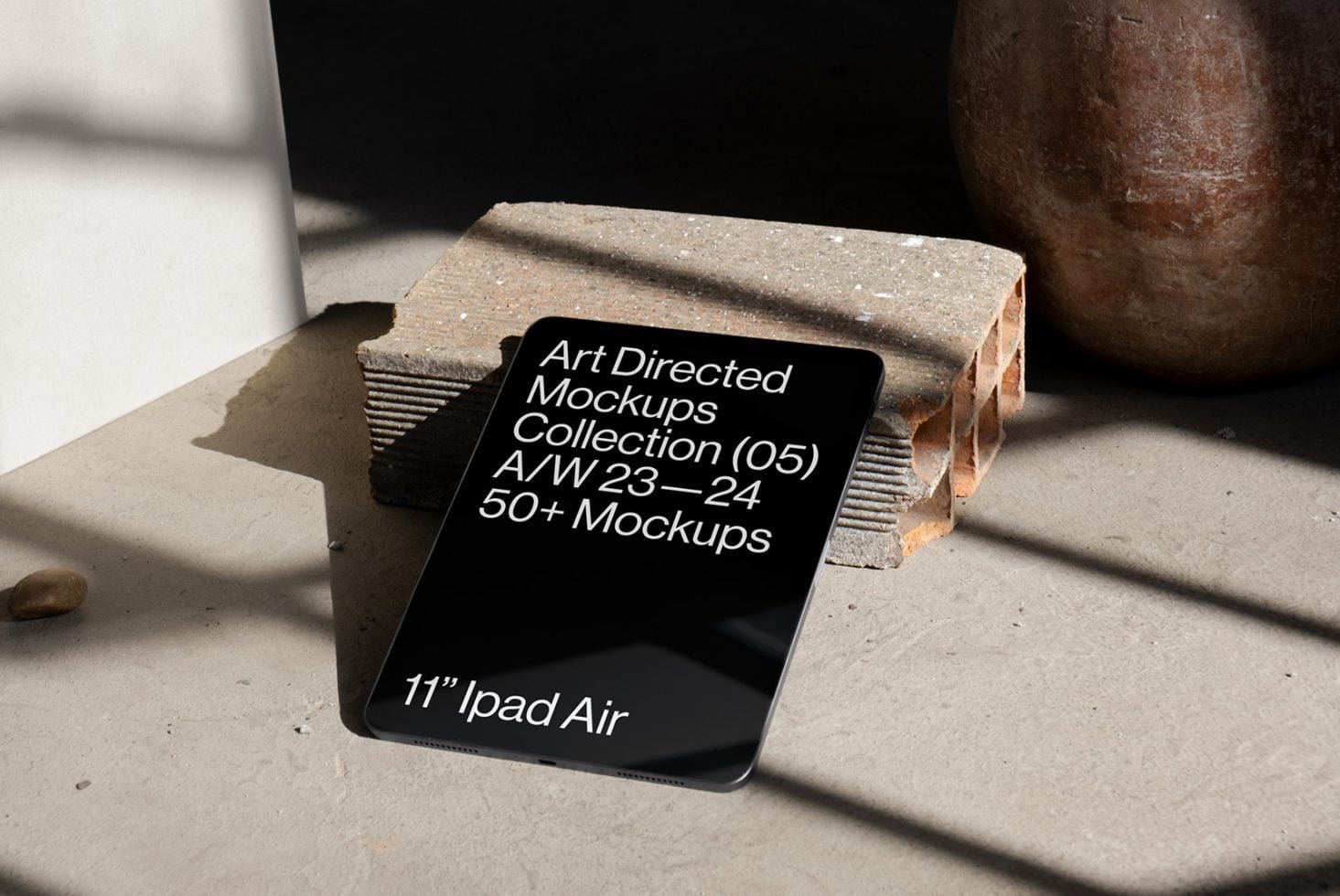 iPad C05 Mockup 053