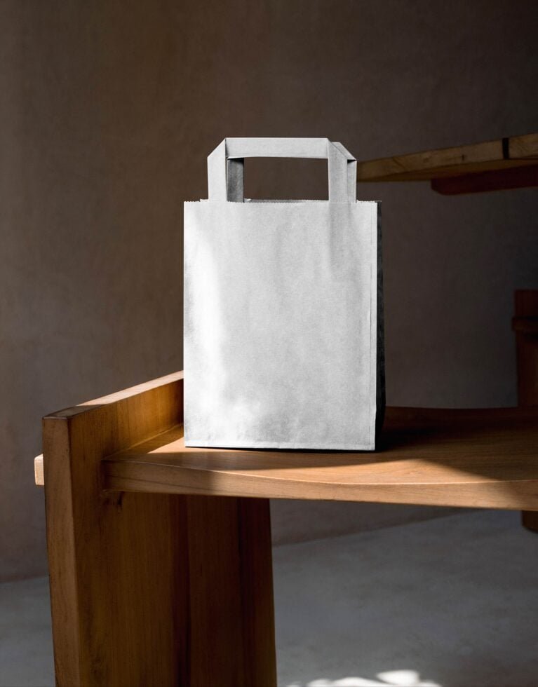 Paper bag Mockup 02