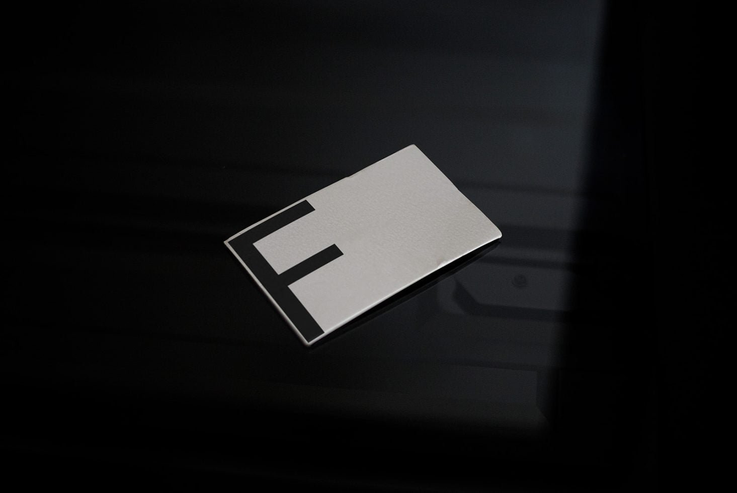 Batch 03 Business Card Mockup 03