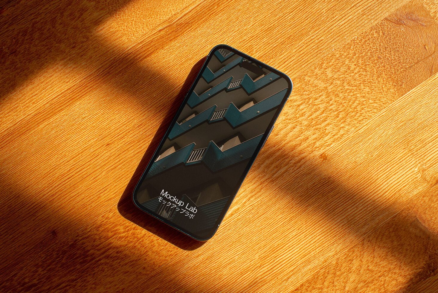 iPhone 05ML Mockup preview 2