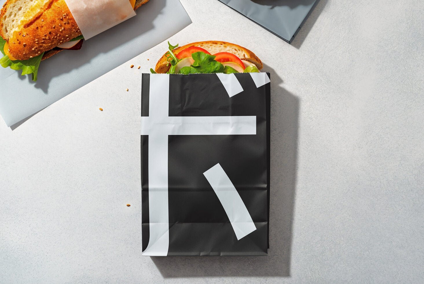 Takeaway bag 01ML Mockup preview 2