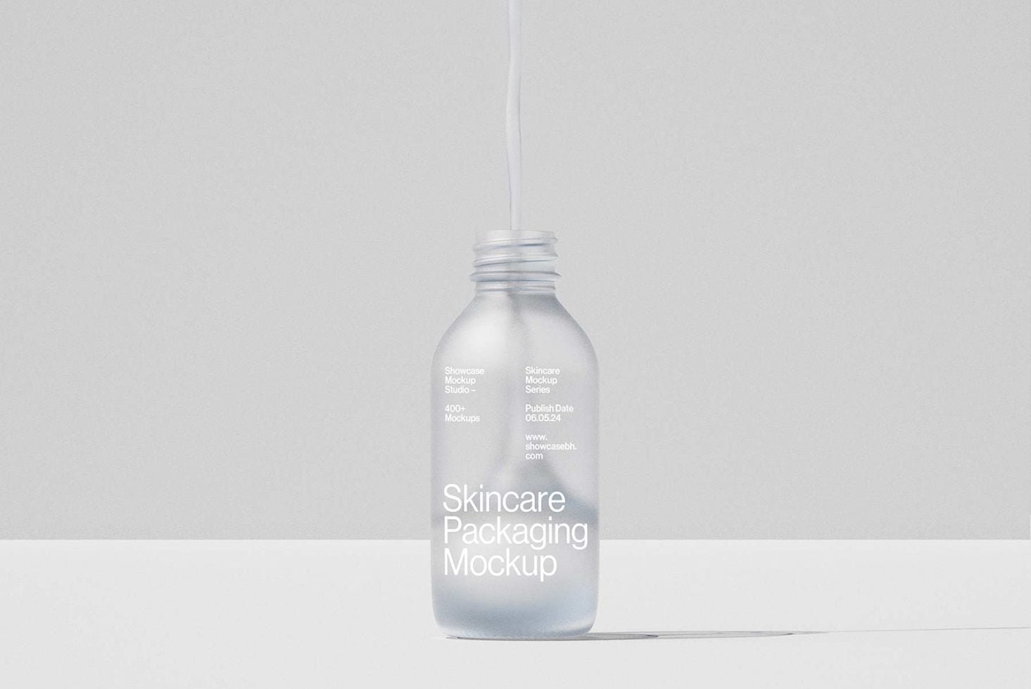 SC10_Skincare Bottle Mockup