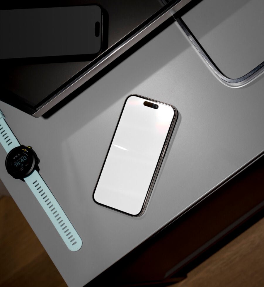 iPhone Mockup 040