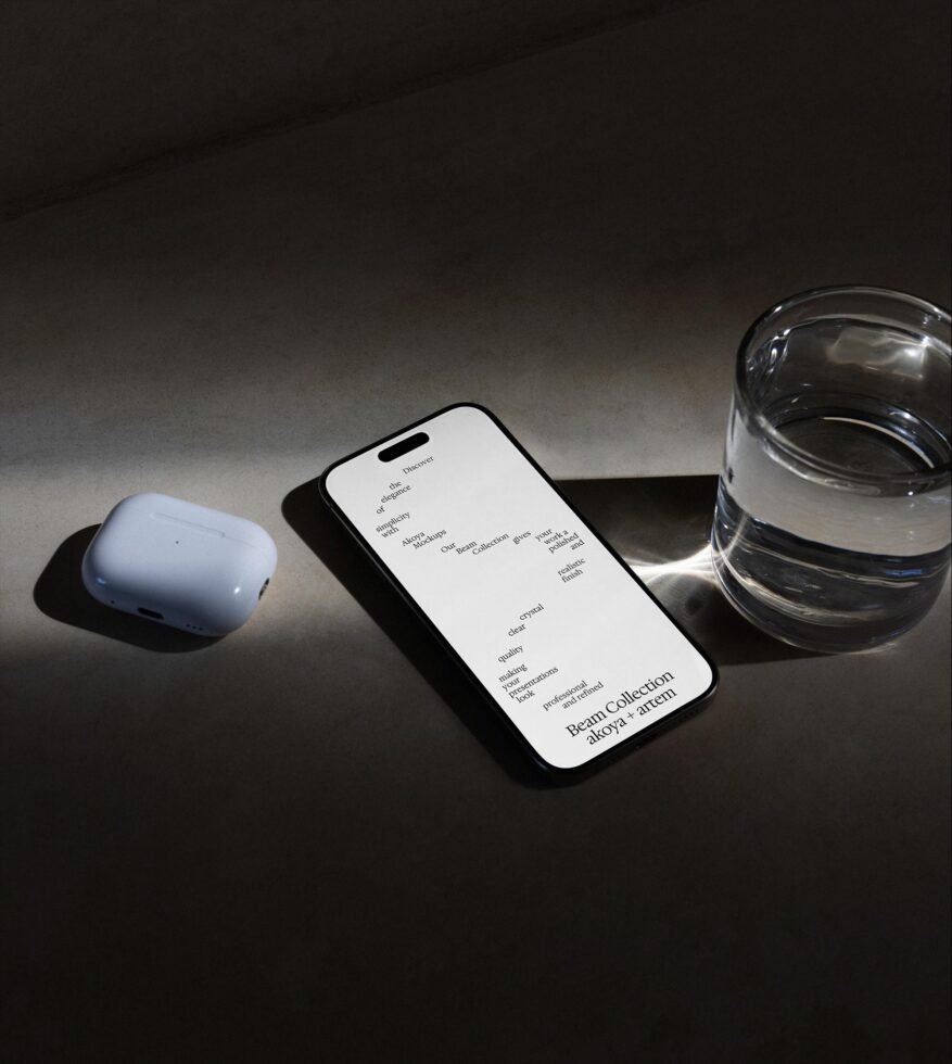 iPhone Mockup 065