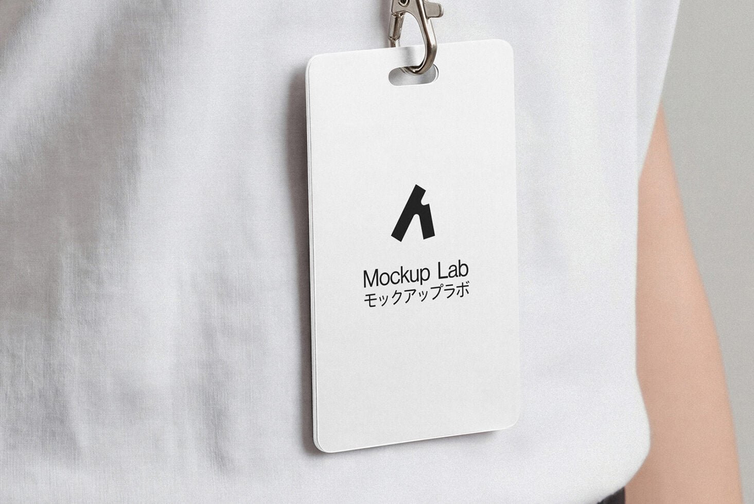 Badge 07ML Mockup preview 2