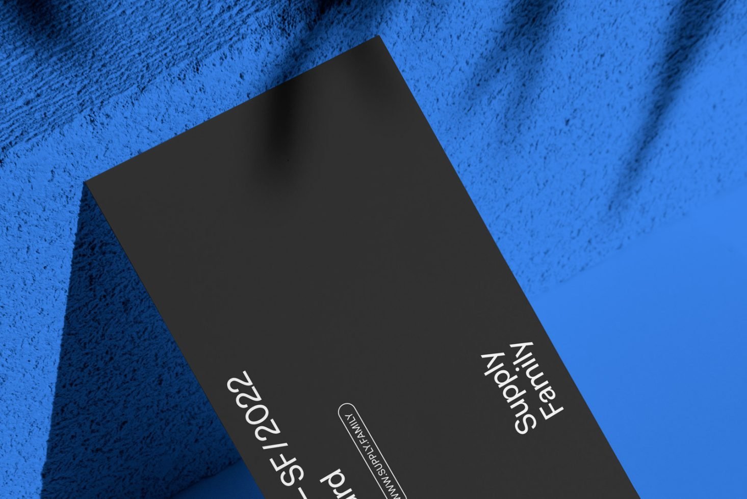 Card 03 Mockup preview 2