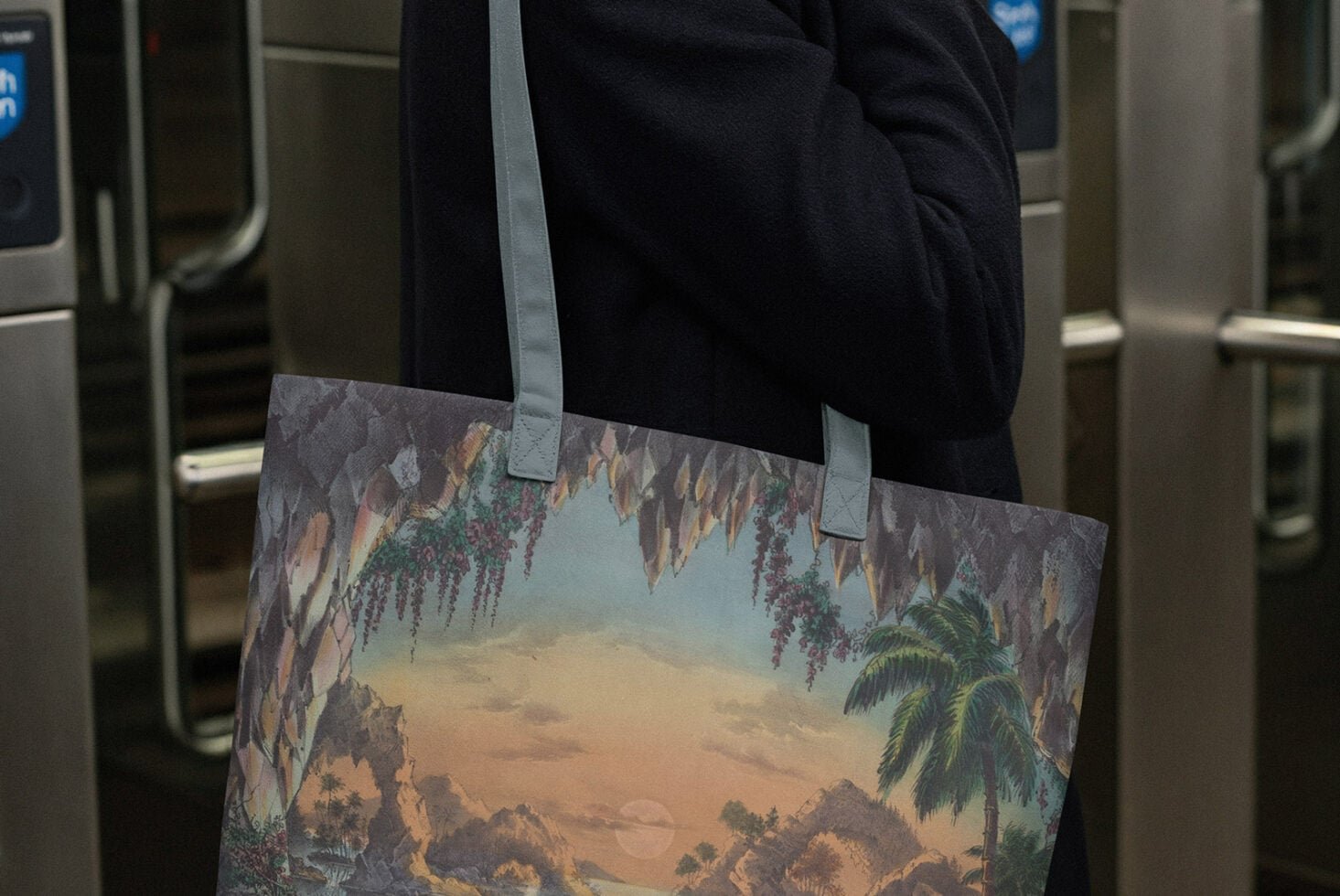Tote Bag 08ML Mockup preview 2