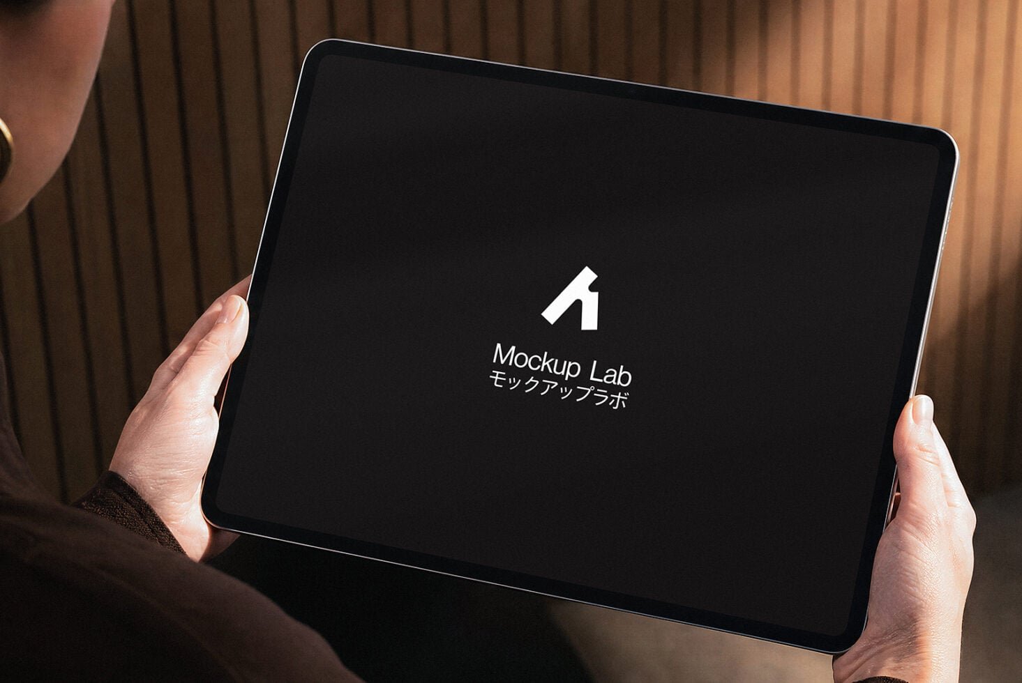 iPad 03ML Mockup preview 2