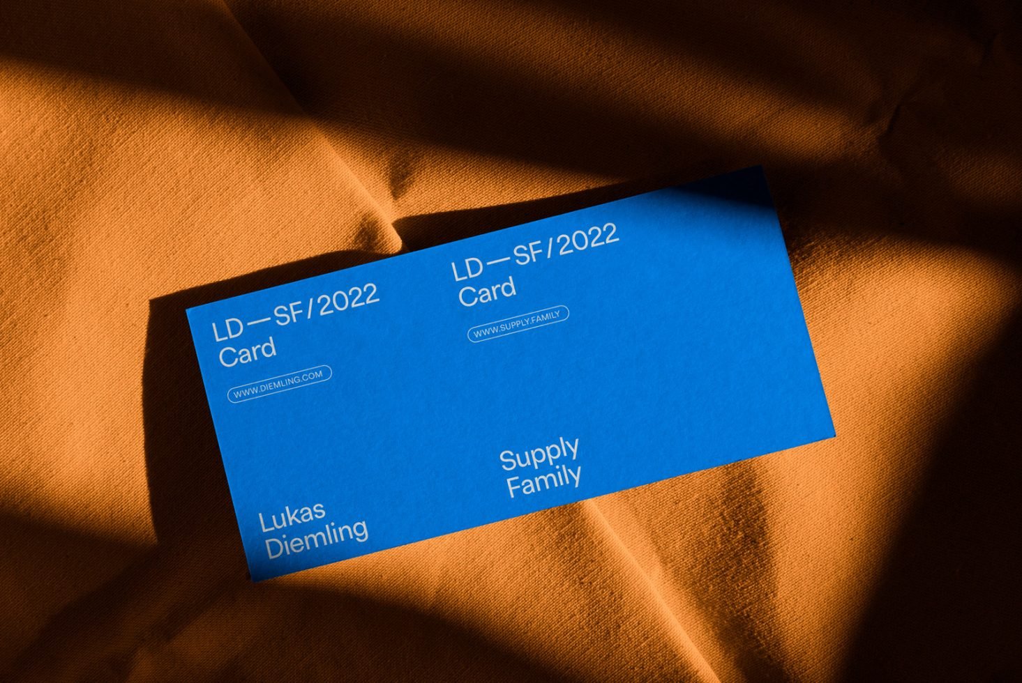 Card 01 Mockup preview 2