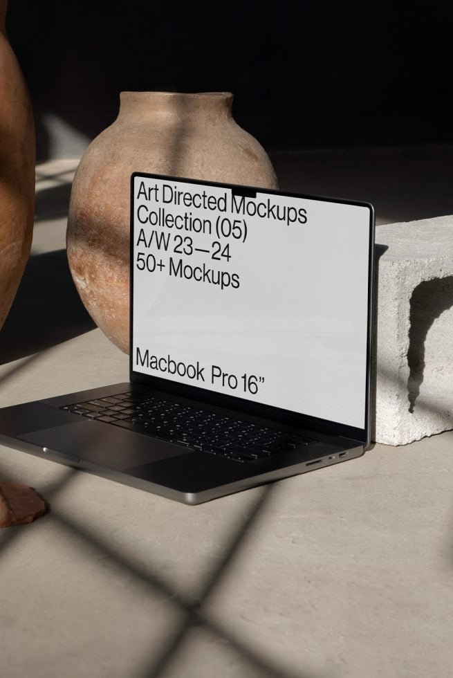 Macbook C05 Mockup 059