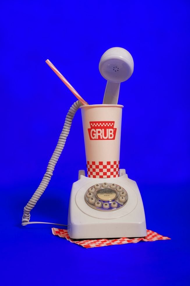 GRUB CUP MOCKUP 05