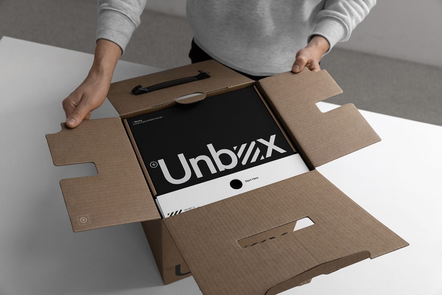 Unboxing Mockup HM 007