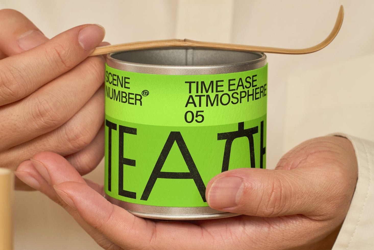 S#5 TEA Tin Canister 09 Mockup preview 2