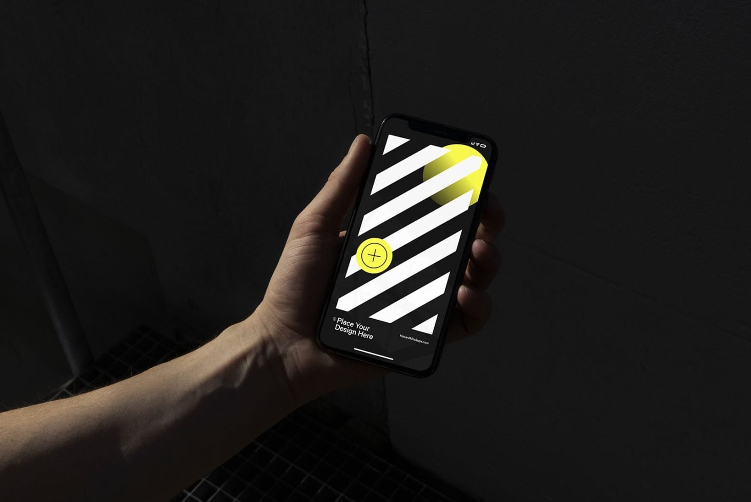 iPhone Mockup HM 025