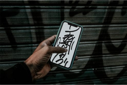 iPhone Mockup Brash 03