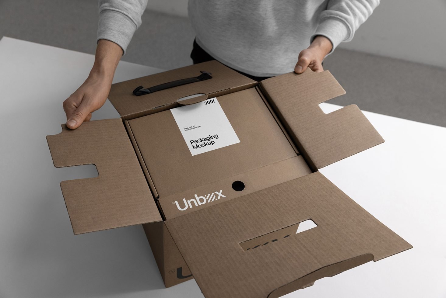 Unboxing Mockup HM 007 preview 3