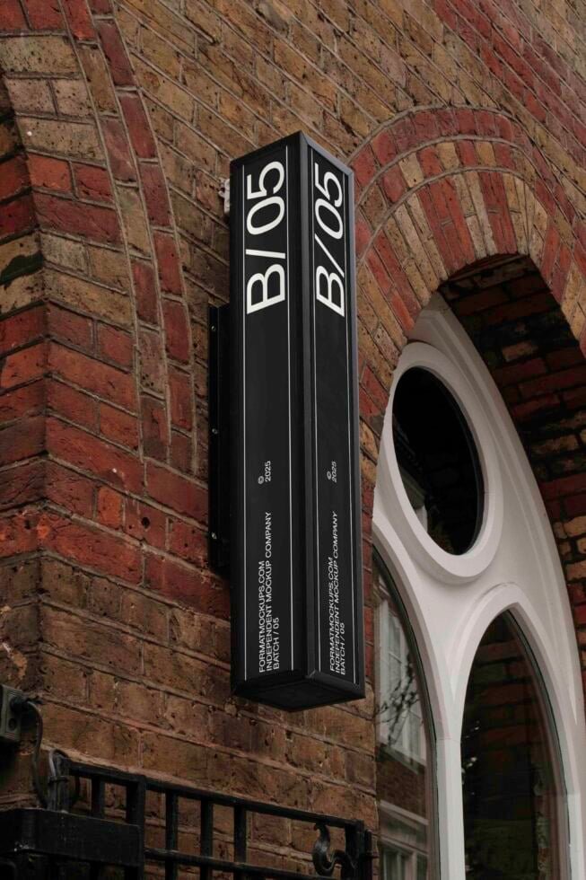 B5 SIGN MOCKUP 04