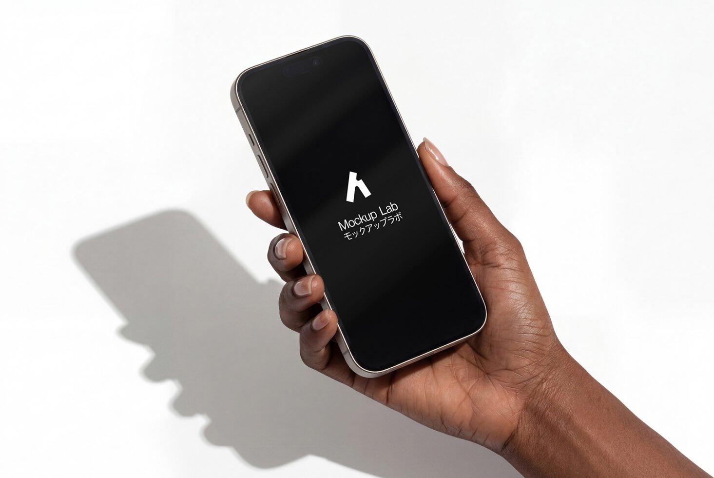 iPhone 17ML Mockup preview 2