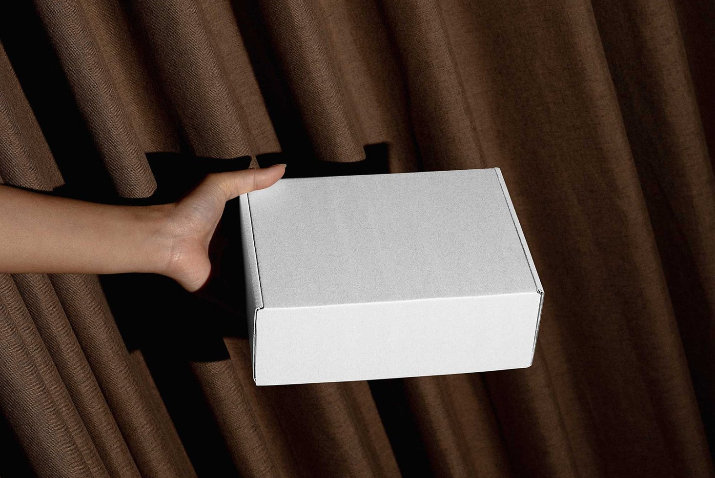 Box Mockup 03 preview 2