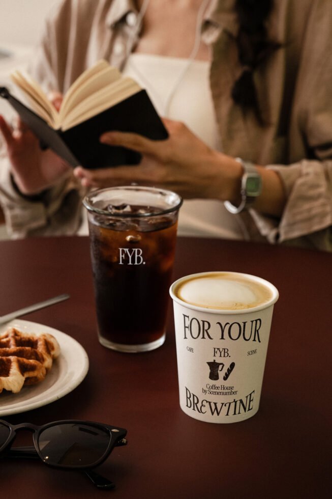 S#4 FYB Paper Cup 06 Mockup preview 6