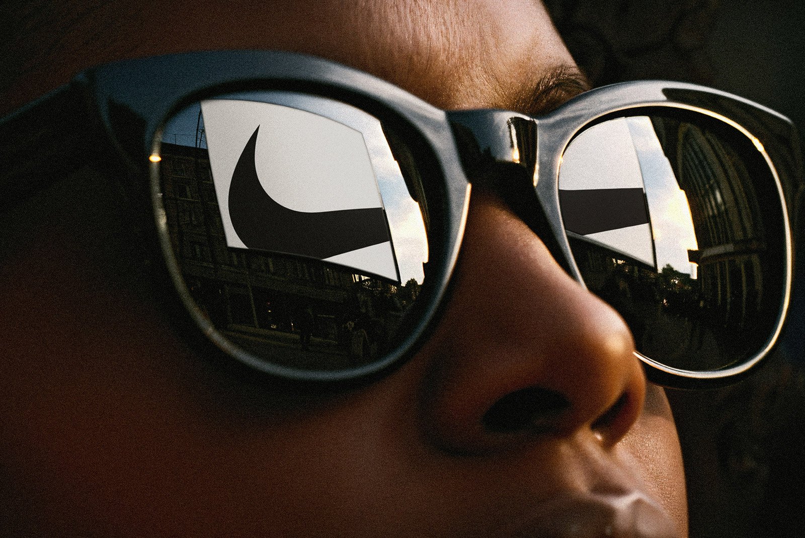 Billboard Reflection 01ML Mockup