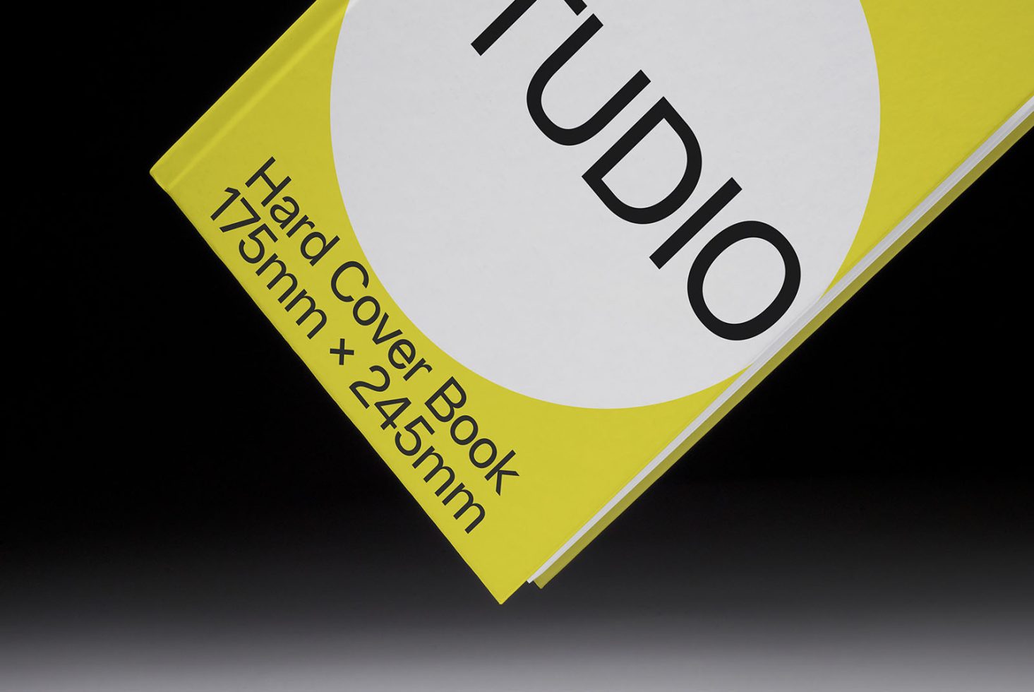 Book GRD05 Mockup preview 2