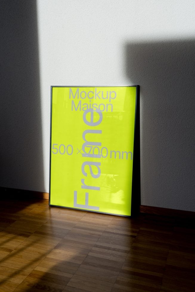 Frame E06 Mockup