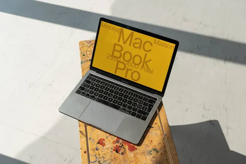 MacBook Pro E06 Mockup