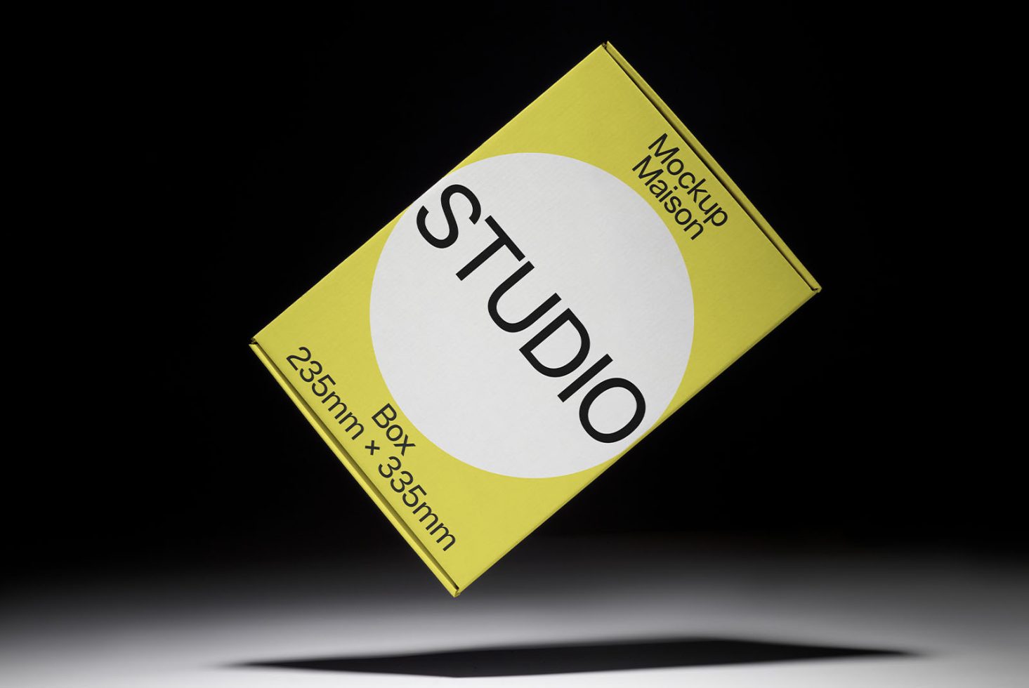 Box GRD02 Mockup preview 1