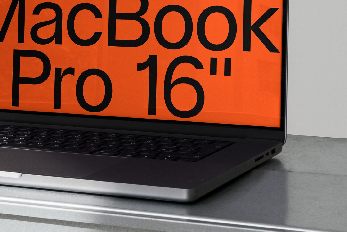 Macbook Pro DD G03 Mockup preview 2