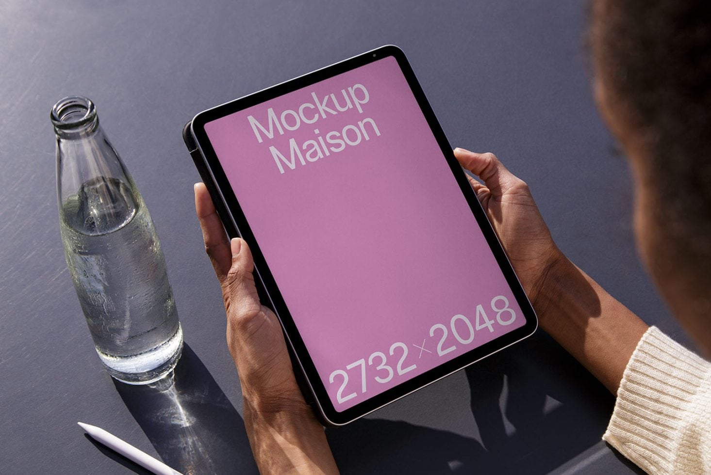 iPad DD F09 Mockup preview 1