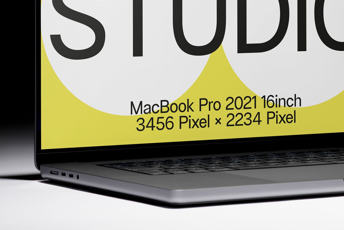 MacBook Pro GRD05 Mockup preview 2