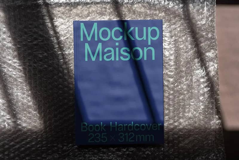 Book D07 Mockup