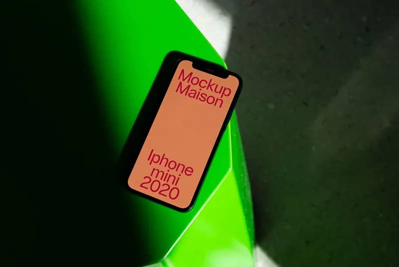 iPhone 13 DD G16 Mockup