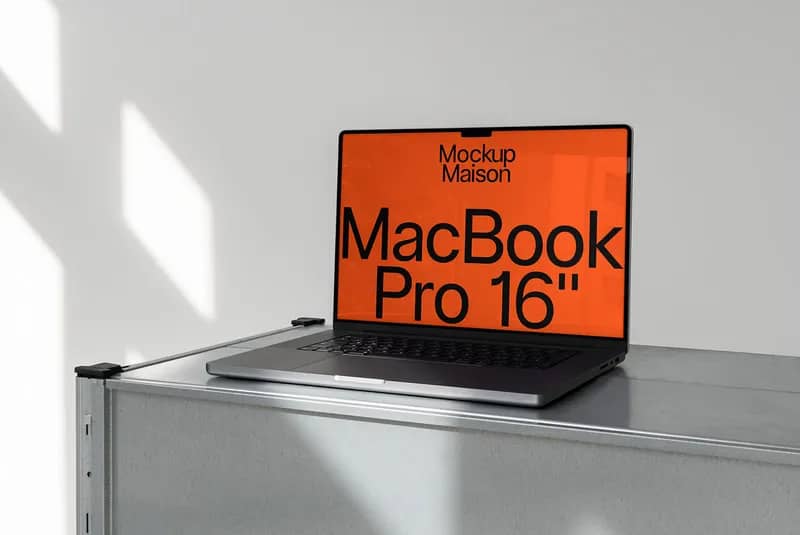Macbook Pro DD G03 Mockup